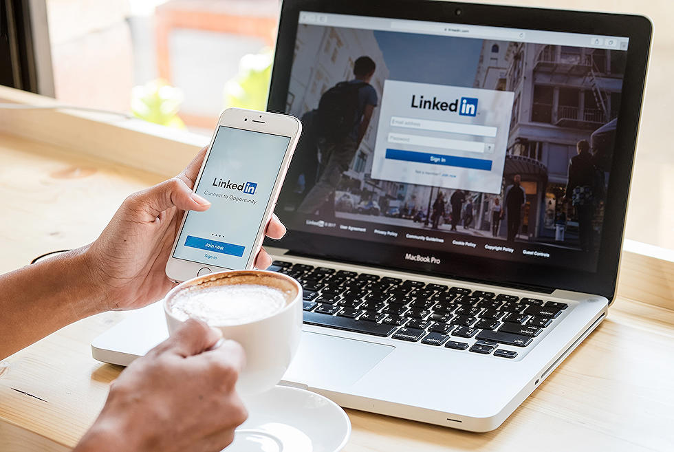 Connect Microsoft Teams Chat to LinkedIn